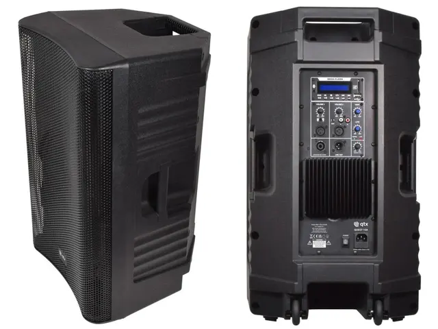 Aktívny reproduktor 220W + BT, USB, SD, FM