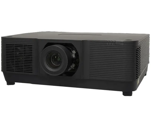 Eiki EK-1300LU bez objektívu