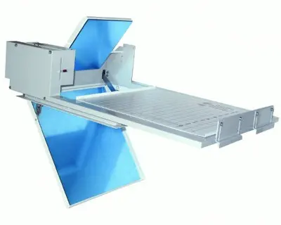 Avers Mirror Lift